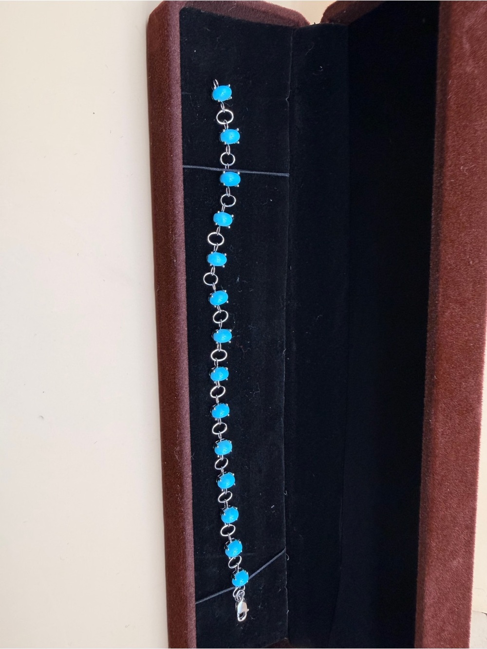 10k White Gold Sleepy Beauty Turquoise Bracelet 7.25”.